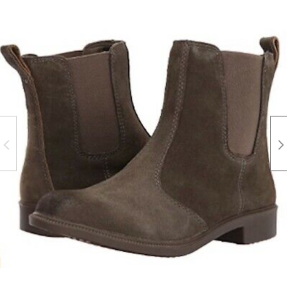 NWT Kodiak Women's Bria Chelsea Waterproof Ankle Boot, Olive, Size 8.5